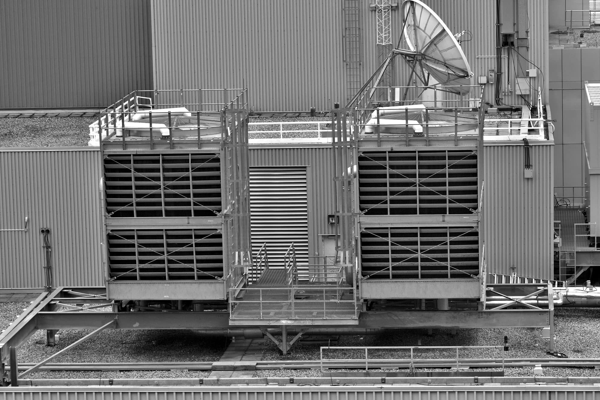 Evaporative cooling tower fill and structure